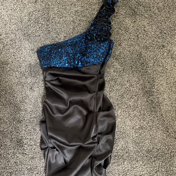 Black & Blue 1 Shoulder Stacy Sklar Cocktail Dress - Picture 1 of 2